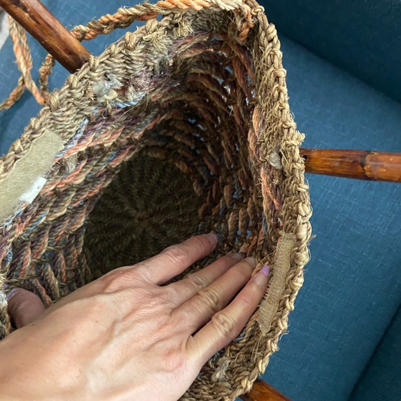 Woven Straw Basket Bag Purse Wood Round Handles & Crossbody Made In Philippines - Picture 5 of 11